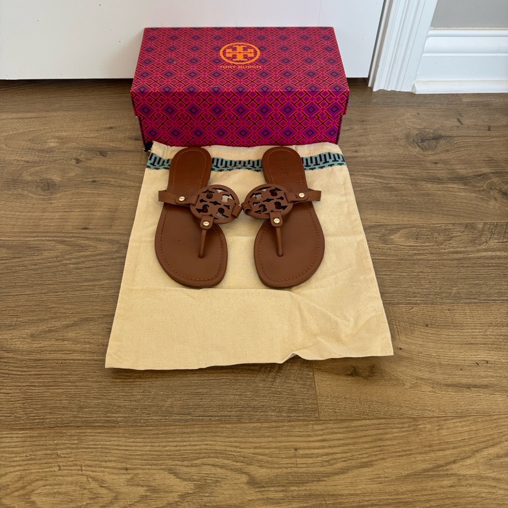 Tory Burch Miller Sandals Size 8.5